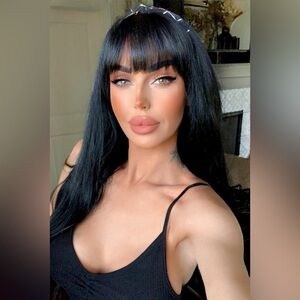 Meet your Posher, Nadiaandwill